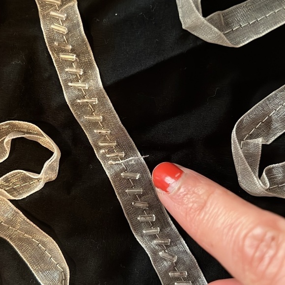 Anthropologie Basil & Maude Black a-line Ribbon & glass bead appliqué skirt C64 - Picture 16 of 16